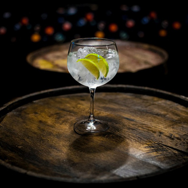 Рецепт коктейля «Джин-тоник»